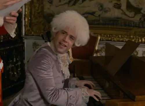 Amadeus4KRestoration_134247285050159952_big-cine_deskt.webp