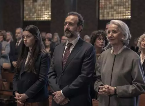 LosDomingos_134247306355050040_big-cine_deskt.webp