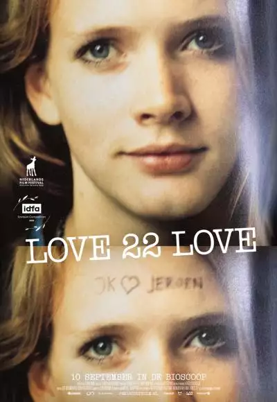 Love22Love_134332080967478557_big-cine_deskt.webp