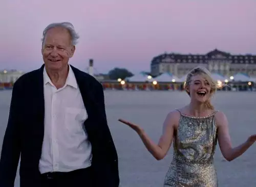 DeAanschuiftafelSentimentalValue_134114943333858115_big-cine_deskt.webp
