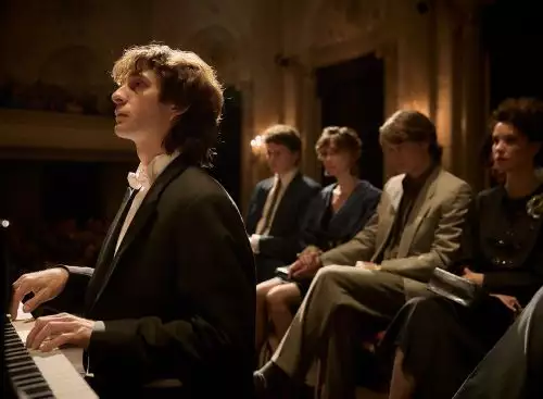 FilmhuisDraaitDoormetJanBrokkenenfilmYouri_134346253754604098_big-cine_deskt.webp